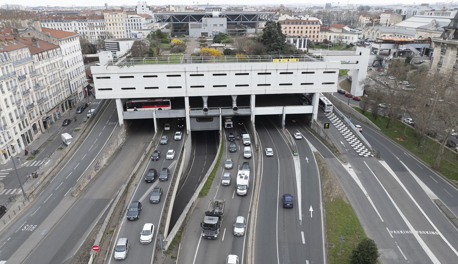 Lyon 2ème - Drone, Centre d'échange Lyon Perrache CELP