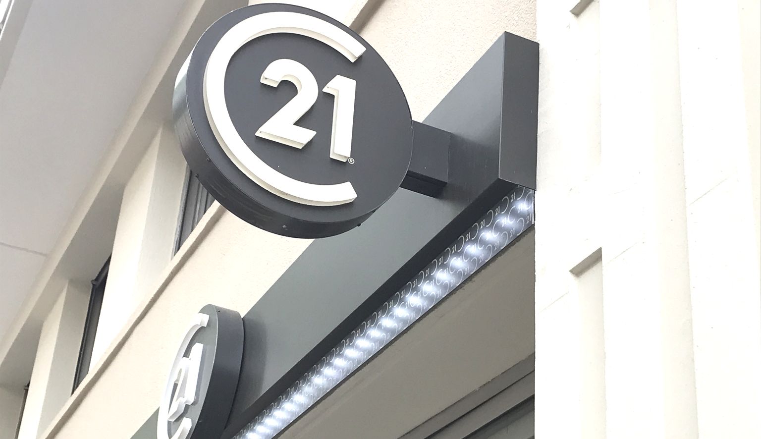 Century21-1536